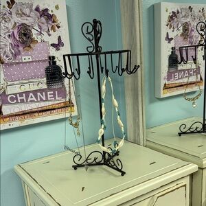 Chic Dark Brown Metal Twisting Jewelry - Necklace Organizer Stand